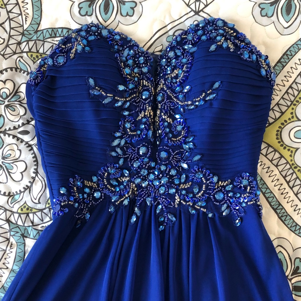 Blondie Nites by Stacy Sklar prom gown